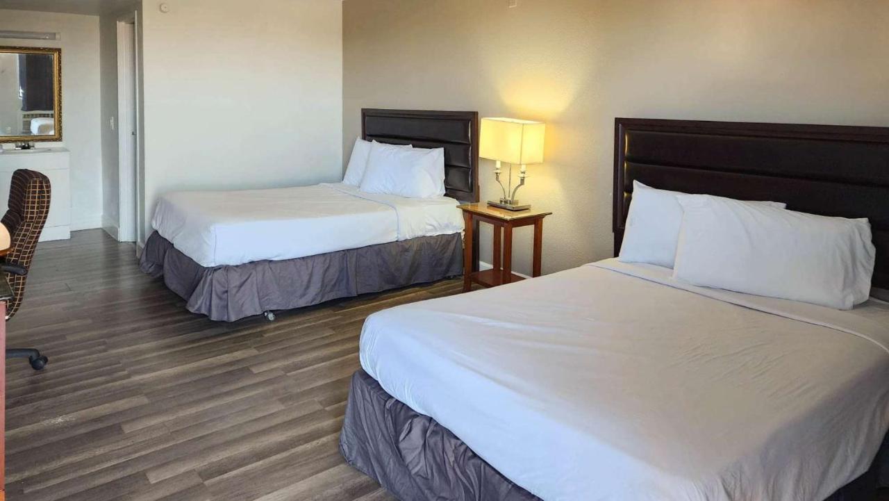 Americas Best Value Inn-Henderson/Lake Mead Exterior photo