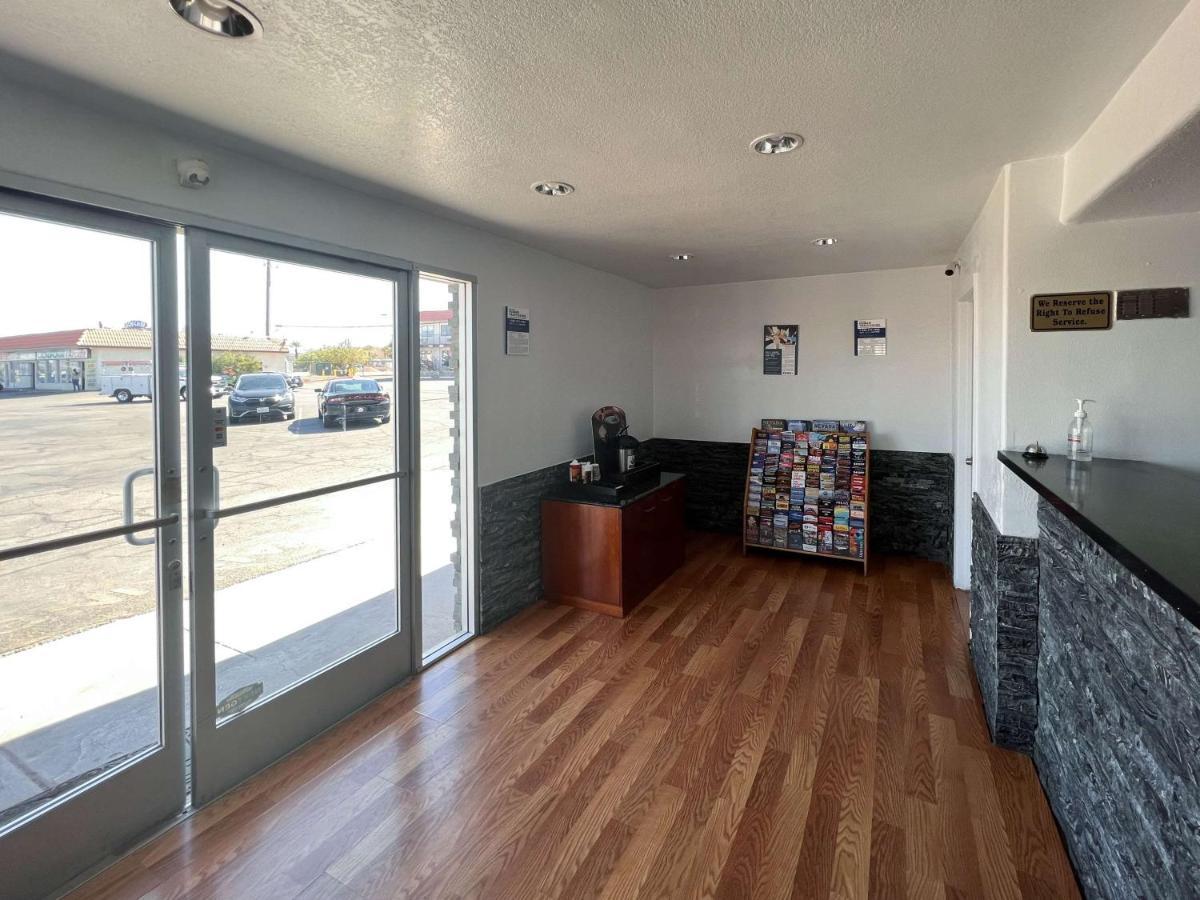 Americas Best Value Inn-Henderson/Lake Mead Exterior photo
