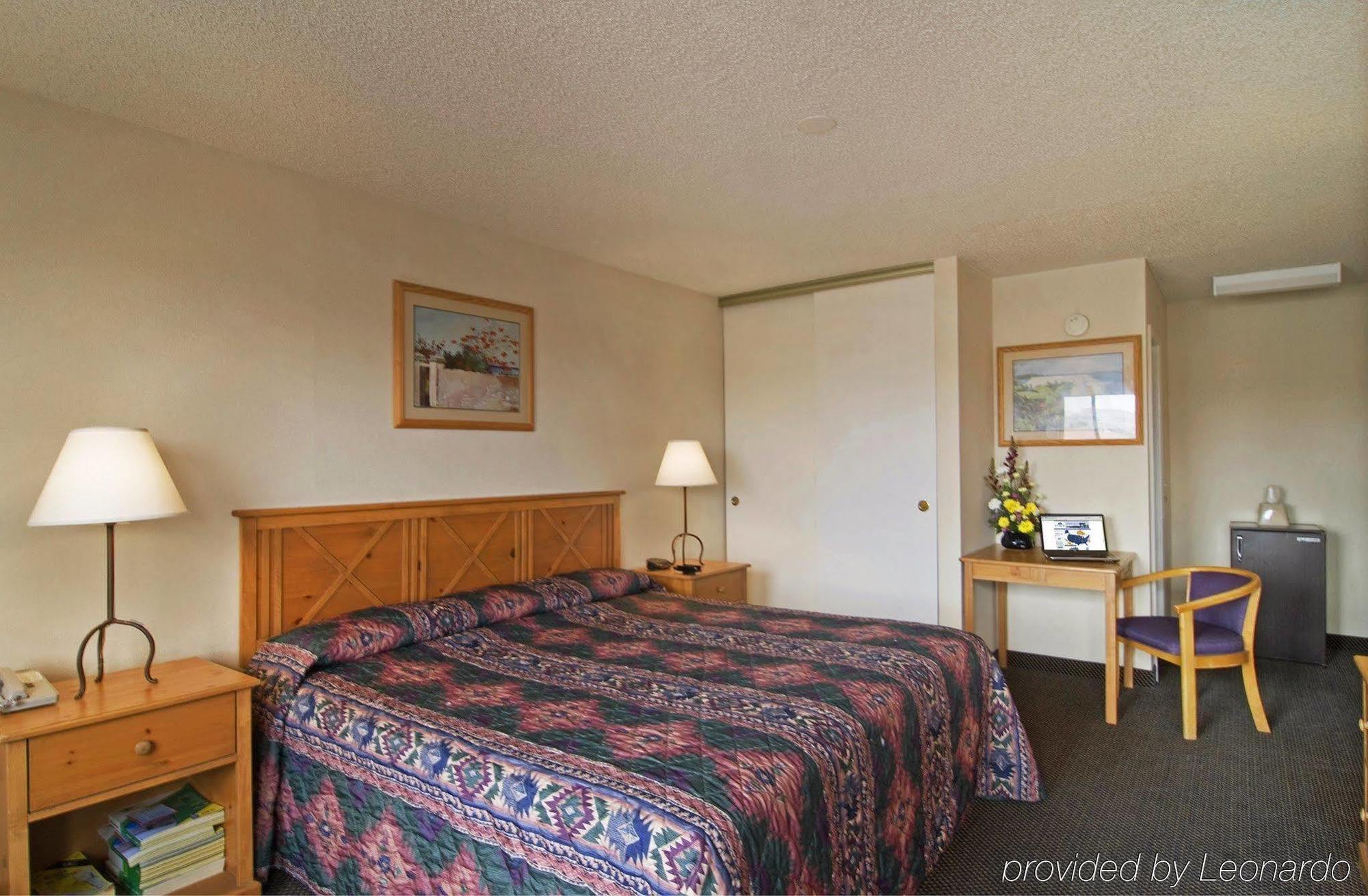 Americas Best Value Inn-Henderson/Lake Mead Exterior photo